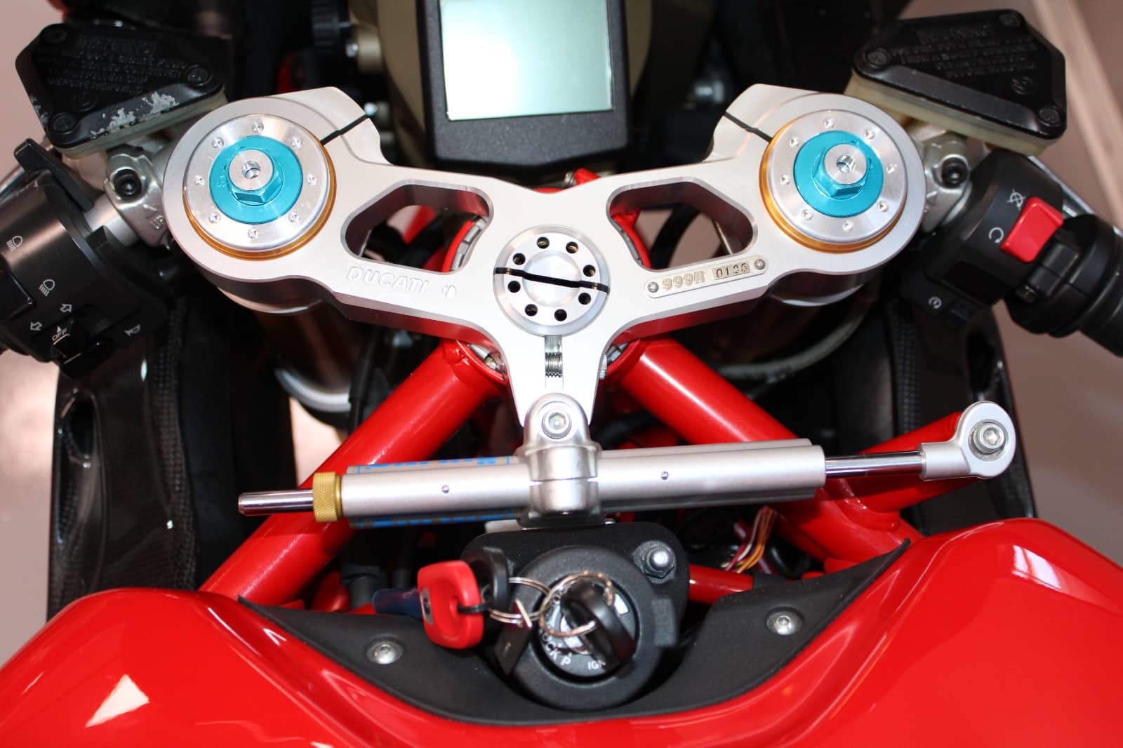 Ducati 999R Fila 2004 3100km - immagine 8
