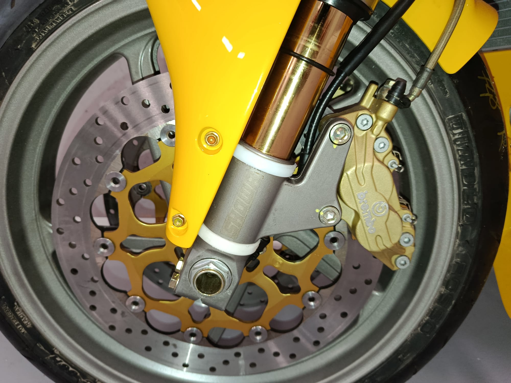 Ducati 748R 2000 - immagine 3