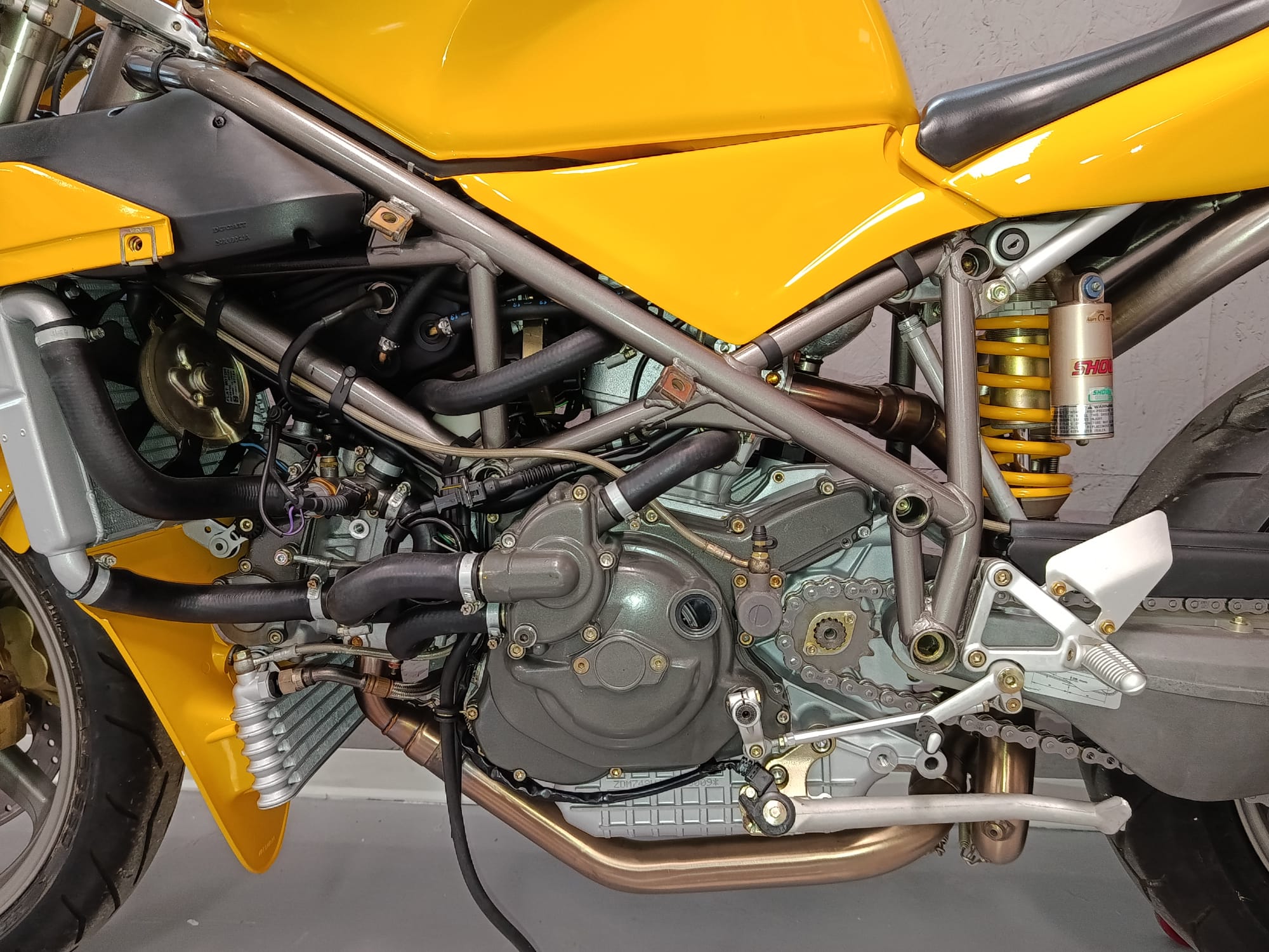 Ducati 748R 2000 - immagine 7