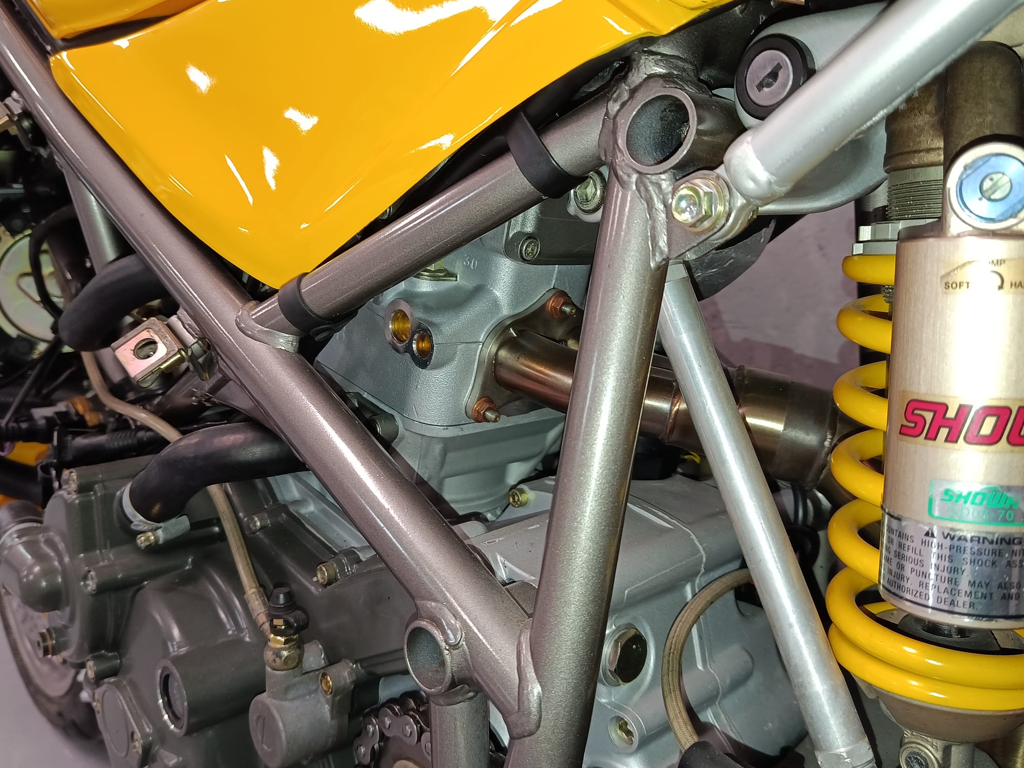 Ducati 748R 2000 - immagine 8